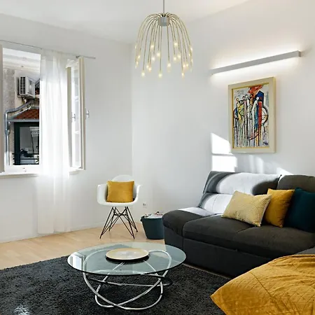 Eltz By Aula Apartman Split